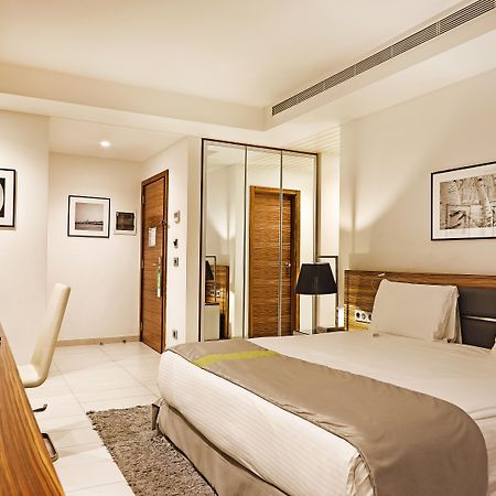 Warwick Stone 55 Hotel Beirut Exterior photo